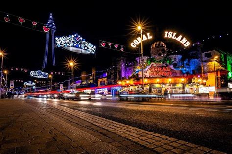 blackpool illuminations weekend breaks.